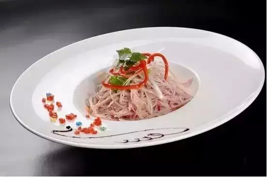 選擇一家好的蔬菜分銷(xiāo)公司來(lái)進(jìn)行餐飲管理，已不再是一個(gè)難題